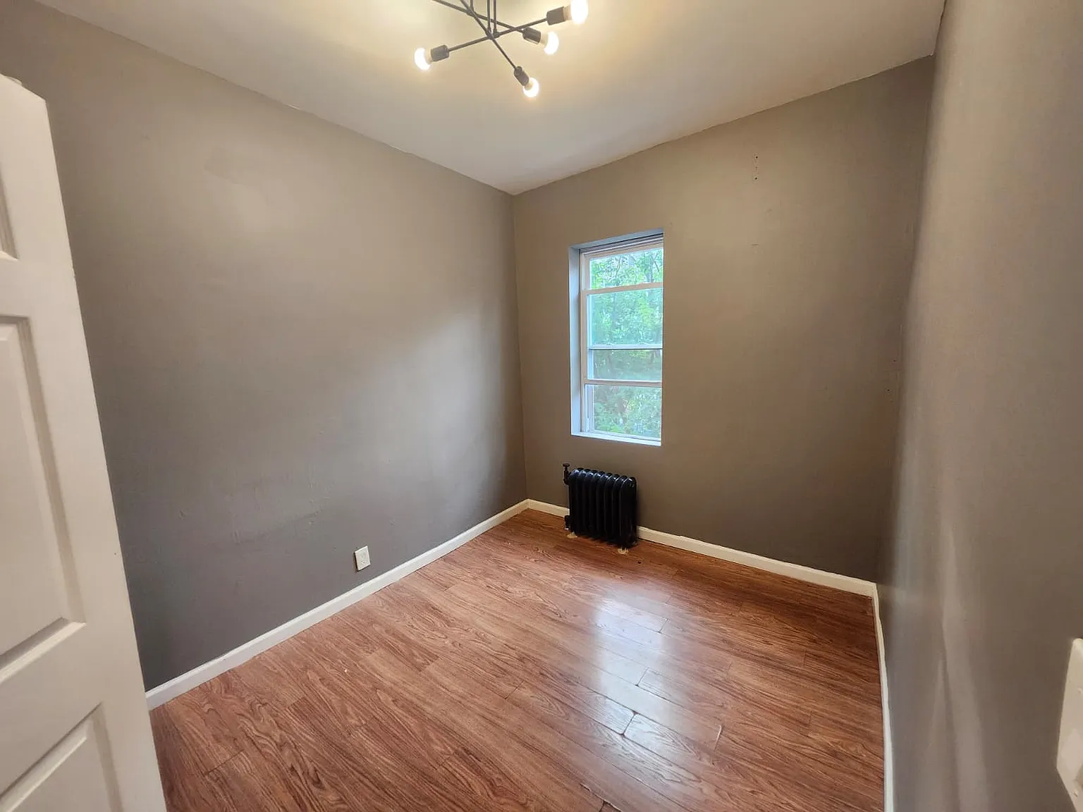 717 Arlington Ave — Photo 4