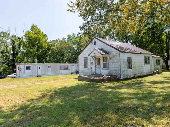 412/414 E Benton Street, Buffalo, MO 65622