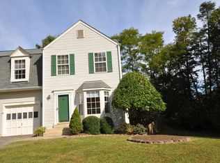 7922 Gambrill Ct, Springfield, VA 22153