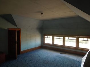 8091 S Mayfield Rd, Dekalb, IL 60115