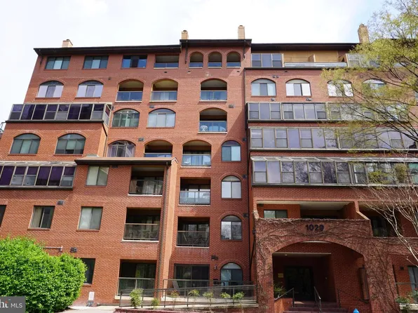 1029 N Stuart St APT 412, Arlington, VA 22201