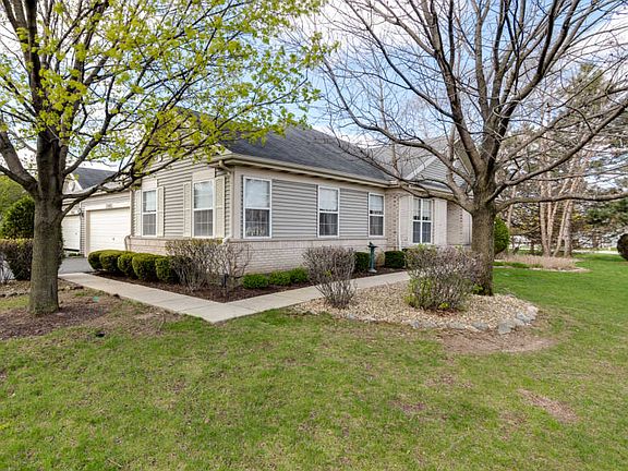 4th image of 20865 W Chinaberry Ct