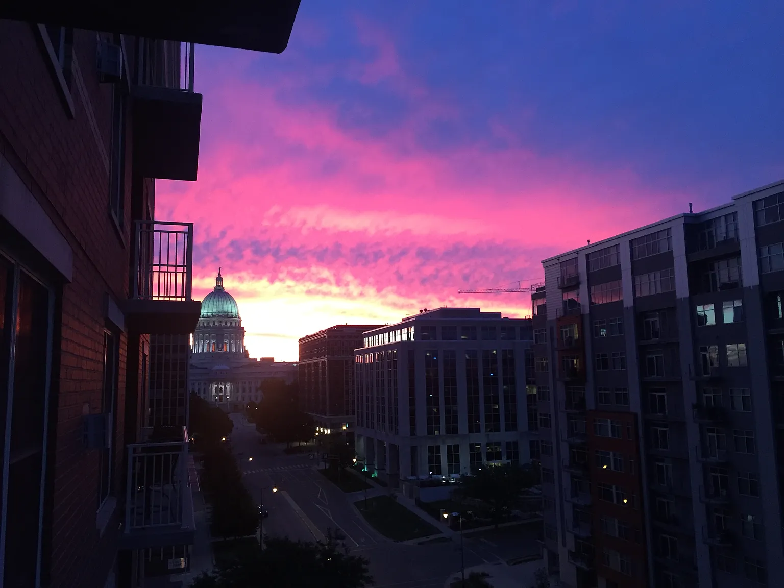 360 W Washington Avenue — Photo 1