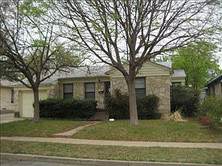 1st image of 2623 Ivandell Ave