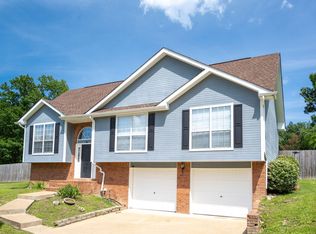 6220 Hunter Valley Rd, Ooltewah, TN 37363