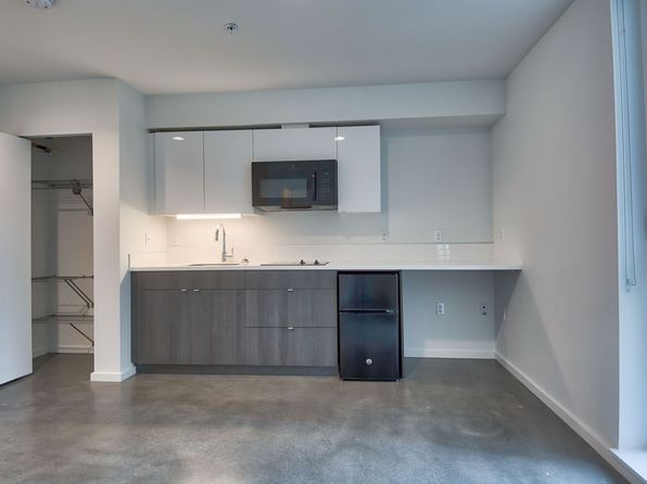 1404 Boylston Ave APT 703