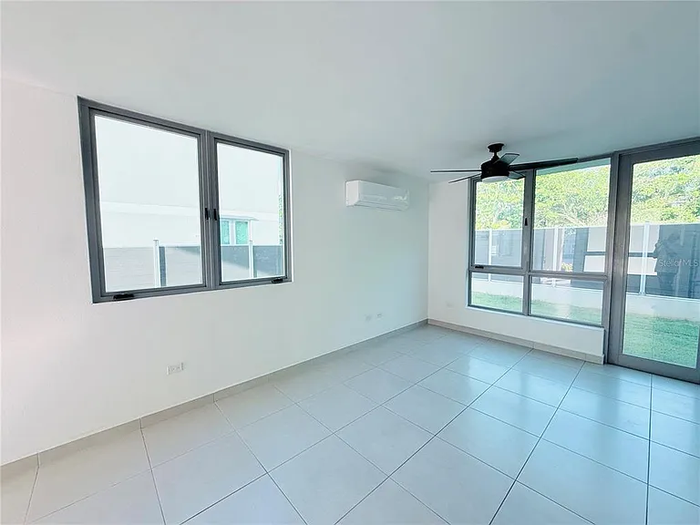 Urb Riviera Court 57 — Photo 7