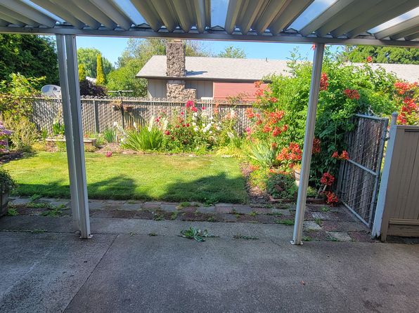 707 SE 208th Ave #707