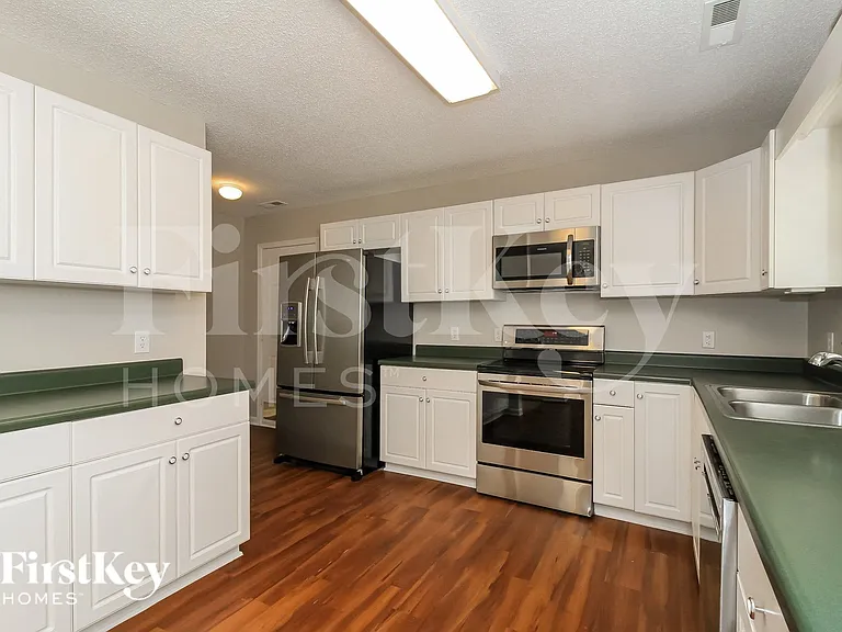 6011 Hickory Creek Rd — Photo 5