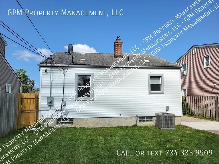 14727 Mulberry St — Photo 4