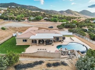 35252 Robinsong Rd, Santa Clarita, CA 91390