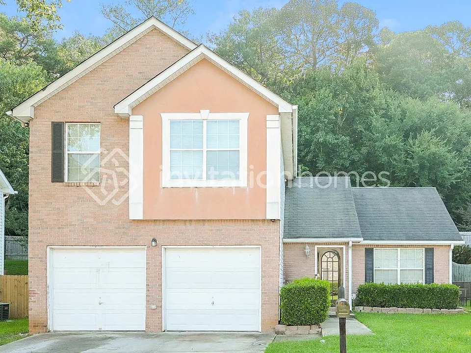 3668 Gray Birch Dr