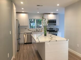 4561 Cahuenga Blvd, Toluca Lake, CA 91602