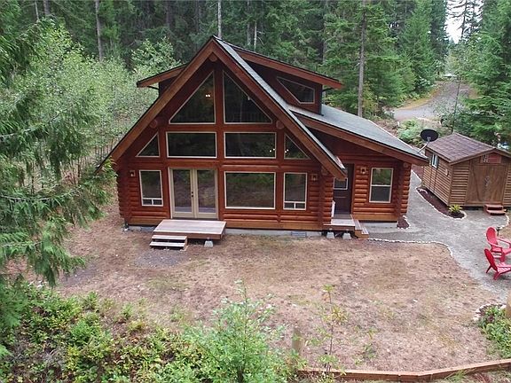 4th image of 1060 N Potlatch Dr
