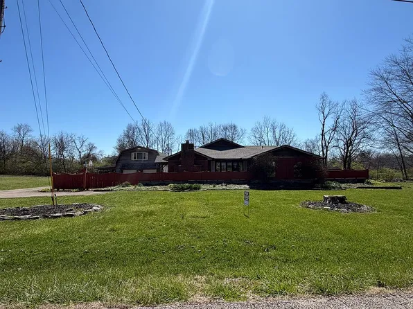 81 Grandview Dr, Lebanon, OH 45036