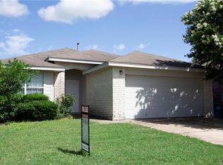 121 Valley Run Trl, Elgin, TX 78621