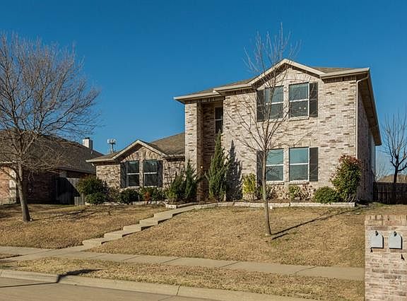 2nd image of 2803 Lake Vista Dr