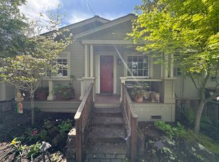 1027 Summit Ave, Napa, CA 94559