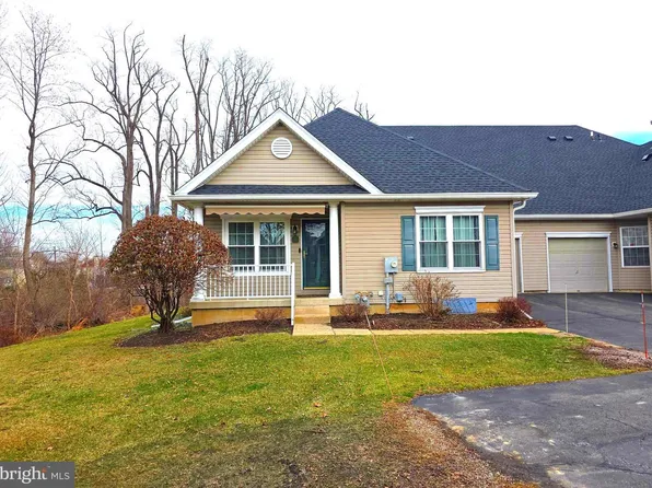 107 Liberty Dr, Bensalem, PA 19020