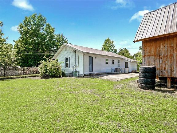 5th image of 82 Hansen Rd