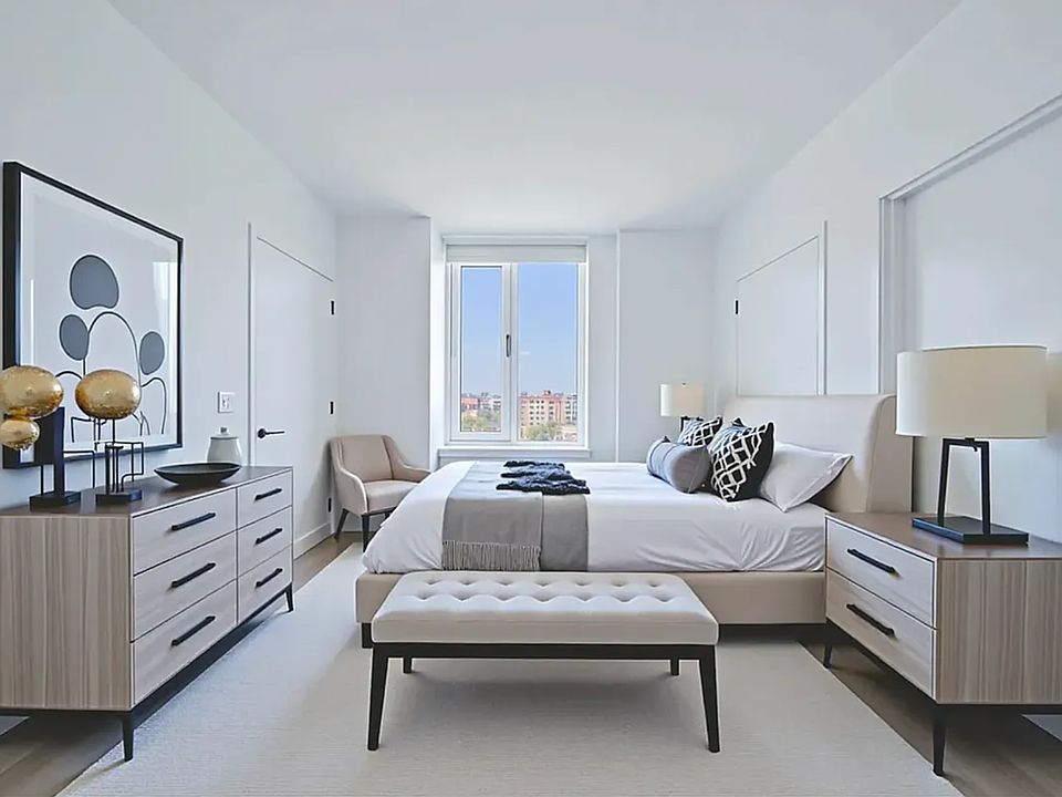 1st image of 2455 3rd Ave APT 15B