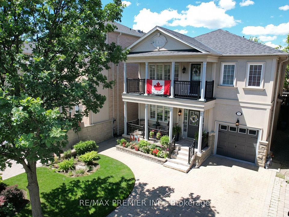 1st image of 32 Timberwolf Cres