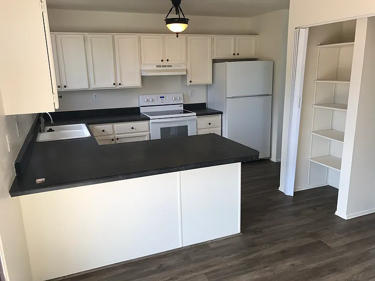 2548 N 1150 W — Photo 2