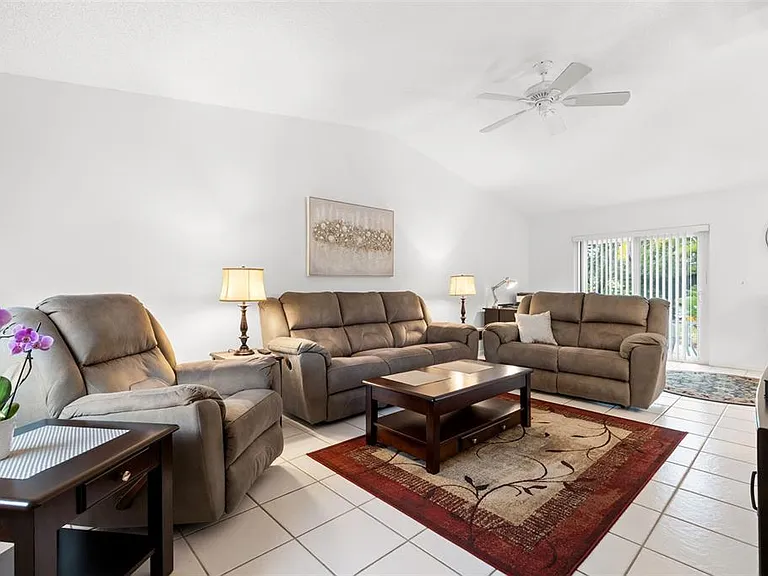 3143 37th Ln S #B — Photo 4