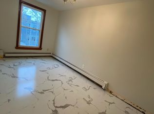 287 Chelsea St APT 3, Boston, MA 02128