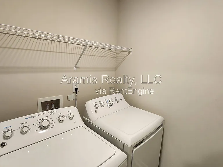 3134 Ellenton Dr — Photo 13