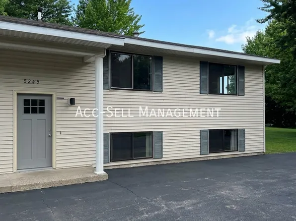 5245 Rich St #5245, Allendale, MI 49401