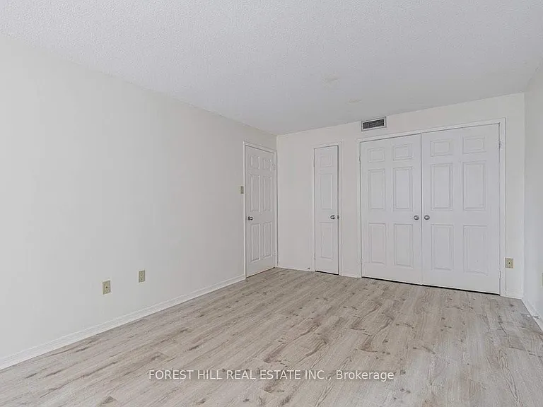 360 Bloor St E #910 — Photo 19