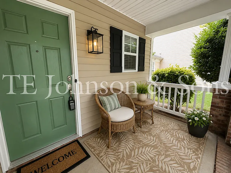 108 Greenway St — Photo 3