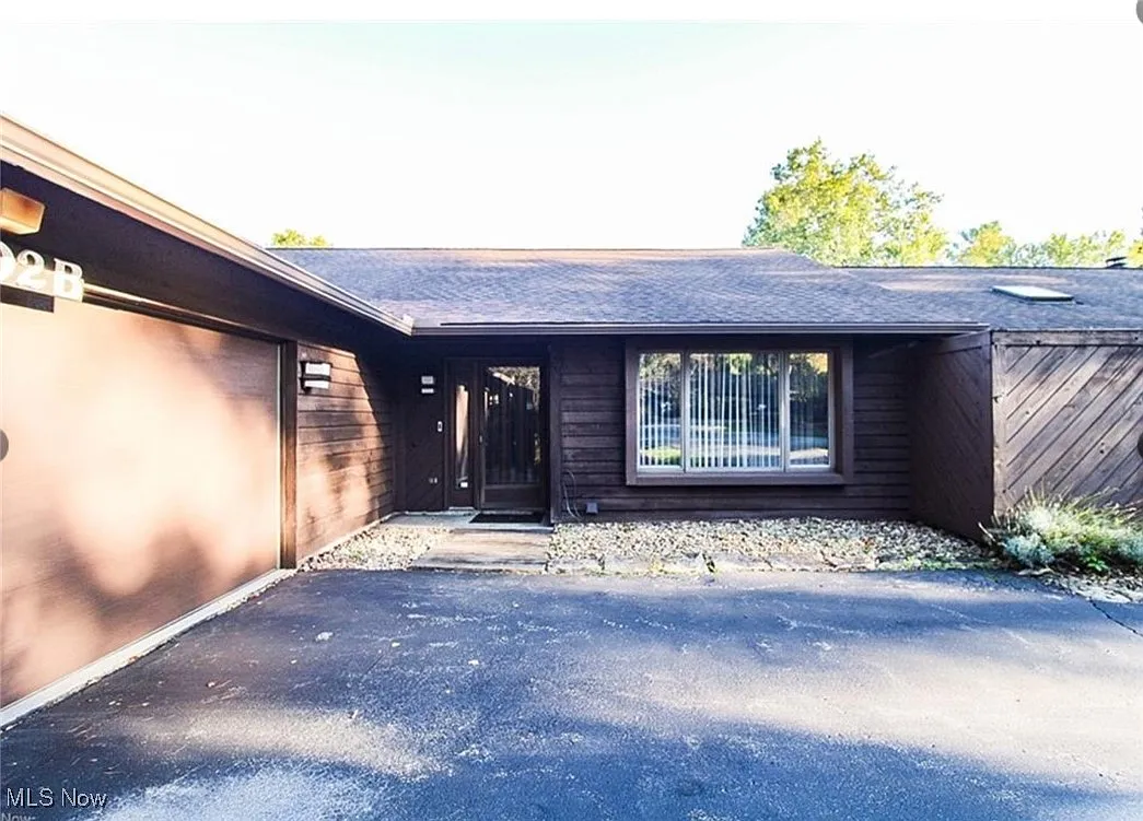 3502 Somerset Dr Unit B photo 1