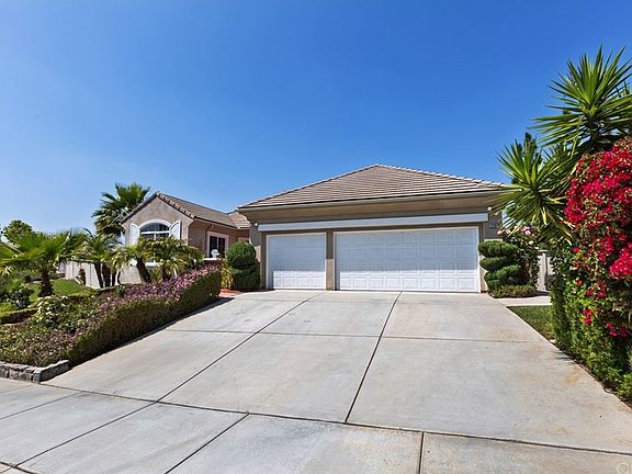 4th image of 17287 Grove Dr