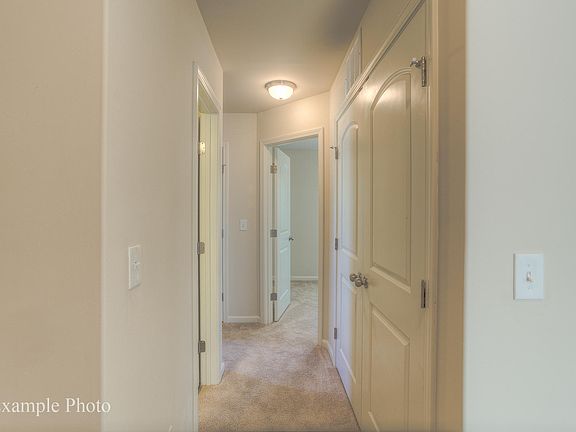 5th image of 717 Maddux Dr