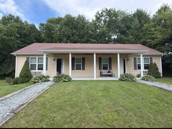 200 Alex Wellborn Rd #2, Deep Gap, NC 28618