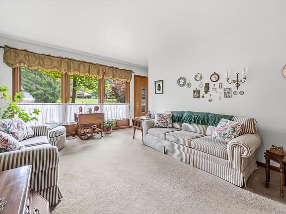 3rd image of 7659 N 51st STREET