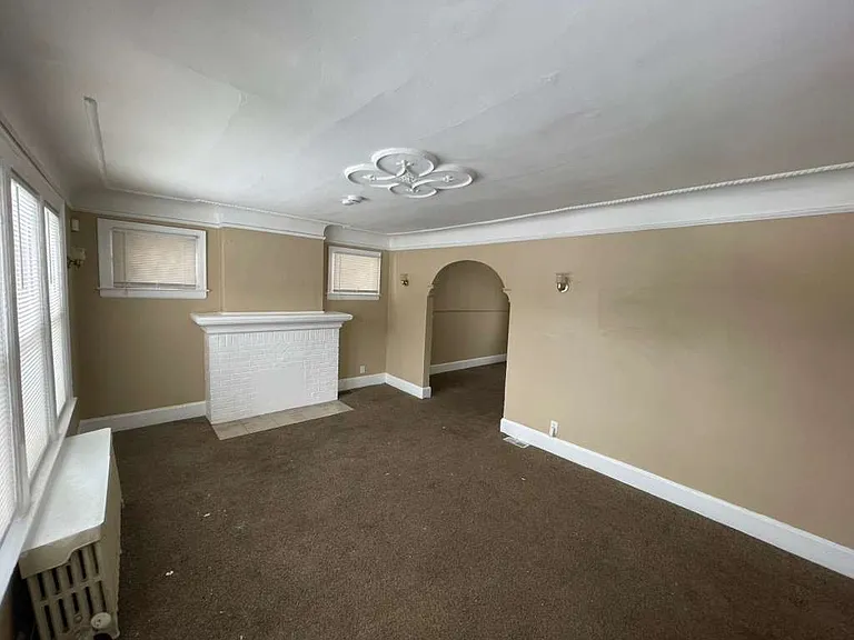 13620 Kentucky St — Photo 2