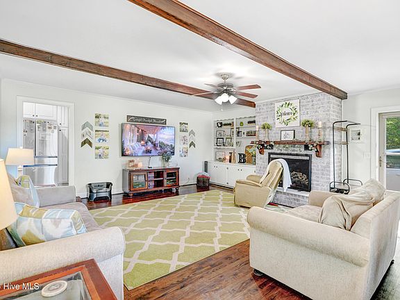 5th image of 281 Greenbrier Road