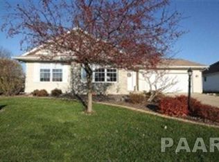 9329 W Lake Camelot Dr, Mapleton, IL 61547