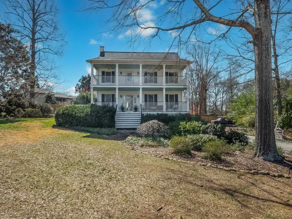 300 Watkins Cir, Taylors, SC 29687