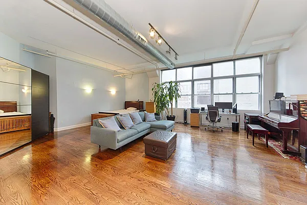 Sold by Compass | media 3