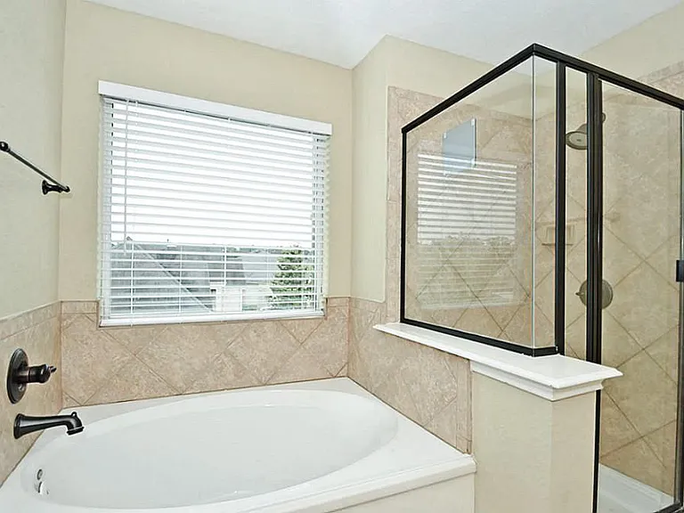 12225 Medina Lake Dr — Photo 19