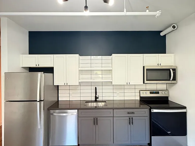 1709 FIFTH AVE — Photo 27