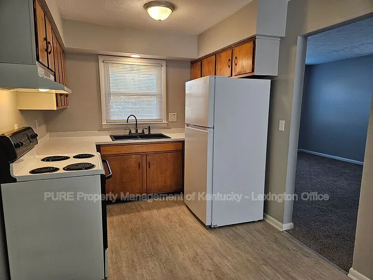 3510 Lansdowne Dr #A — Photo 5