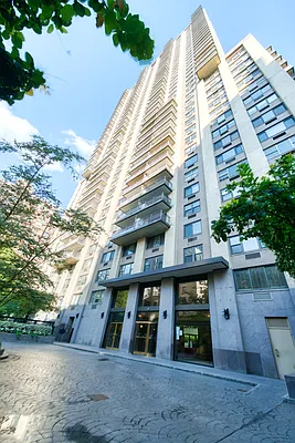 201 West 70th Street #5E in Lincoln Square, Manhattan | StreetEasy