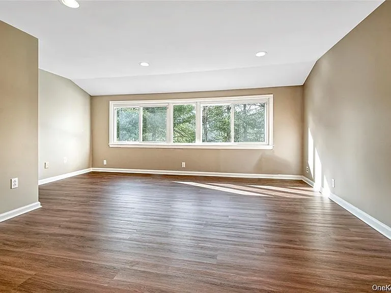 39 Ramona Ct — Photo 15