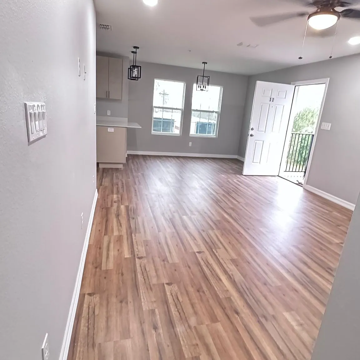 E&J Apartments - A1 — Photo 4