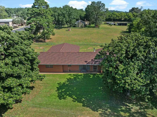 306 W Harrison St, Mount Enterprise, TX 75681